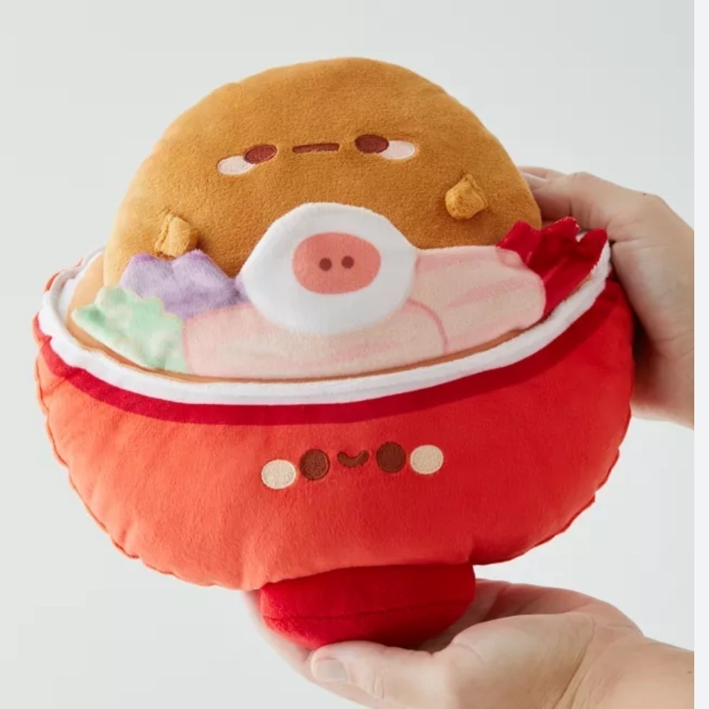 NWT Smoko Tayto Ramen Toasty Heatable Plushie